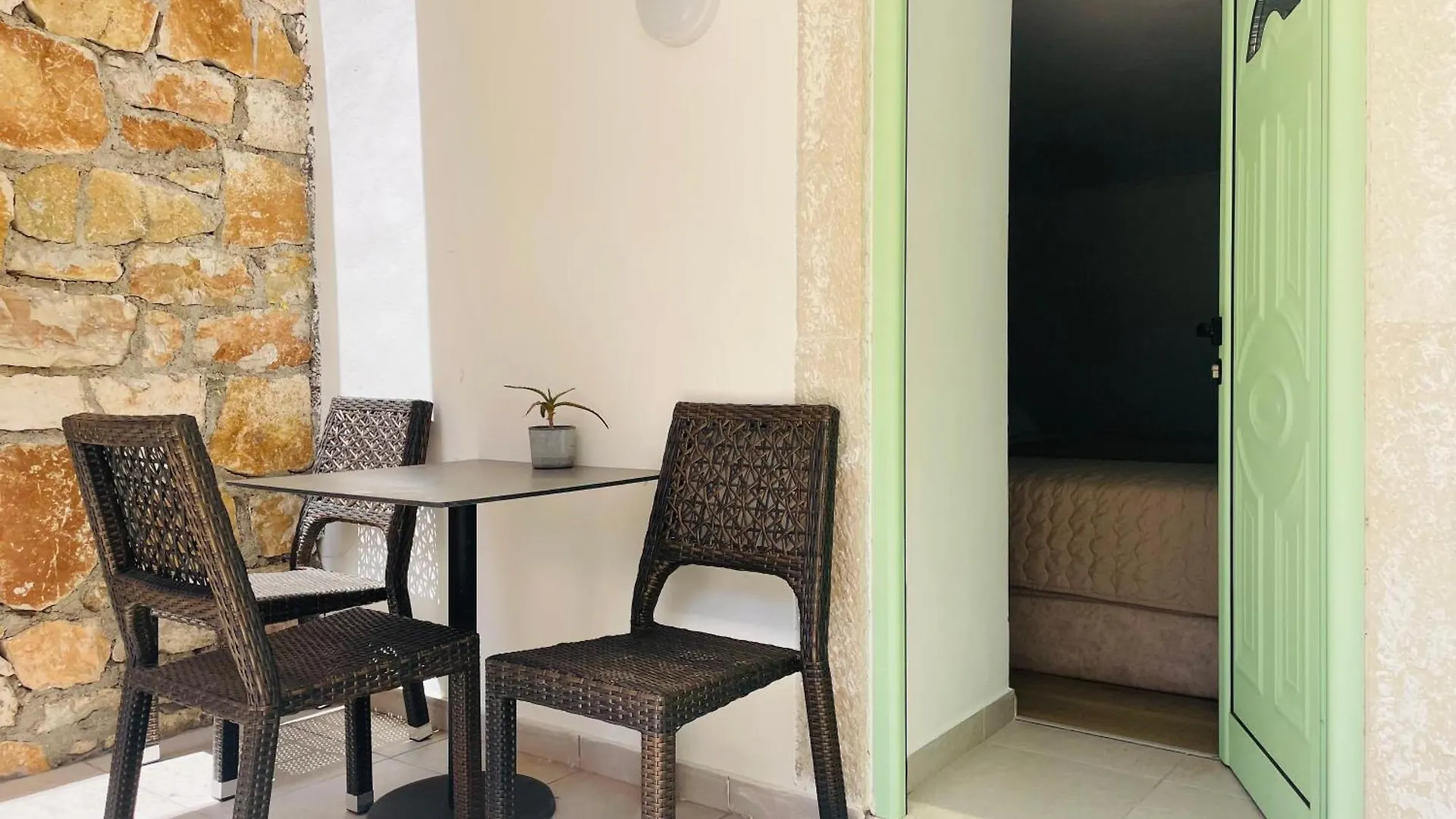 בית הארחה Guesthouse Near The Castle Of הימארה